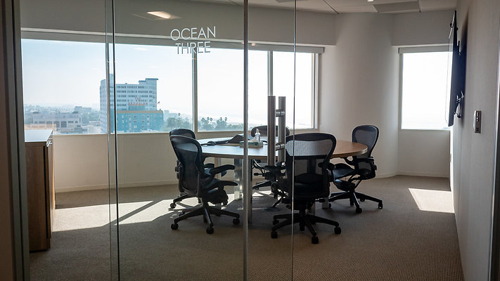 1299OceanAve 8thFloor-21