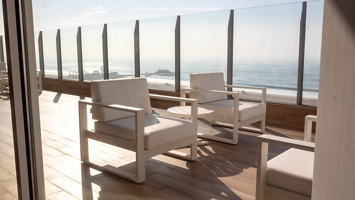 1299OceanAve 11thFloor-18