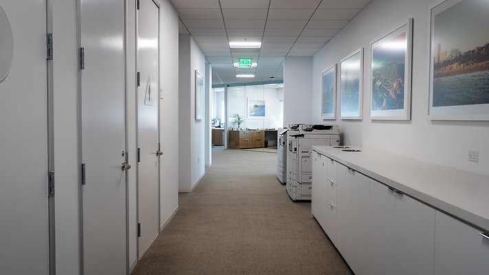 1299OceanAve 8thFloor-17
