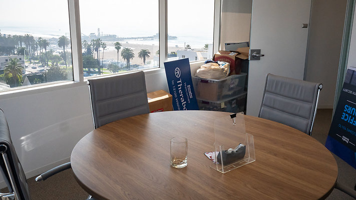 1299OceanAve 8thFloor-37