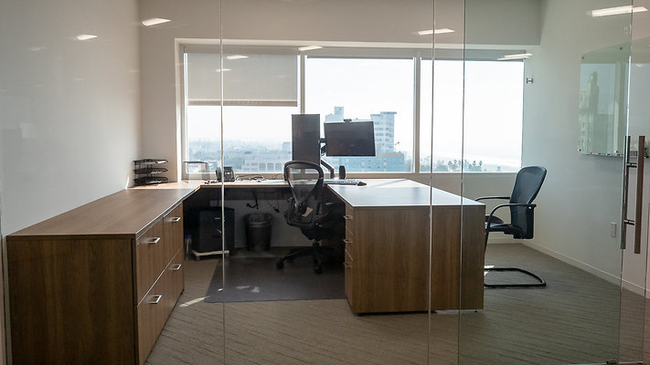 1299OceanAve 9thFloor-02