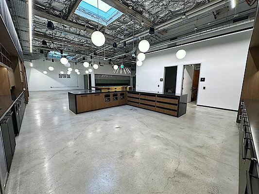 13736 studio 67