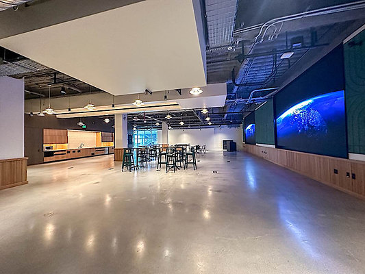 13736 cafeteria 8