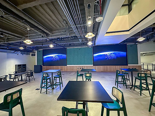 13736 cafeteria 10