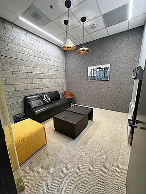 13736 studio 87