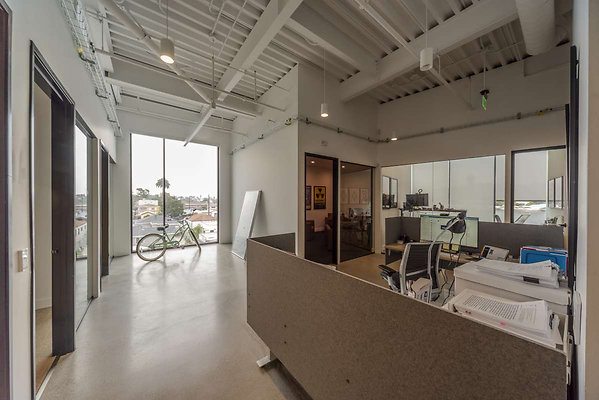 13694 offices 24