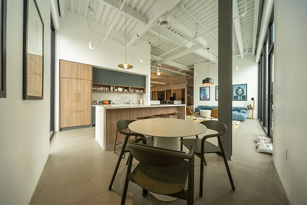 13694 breakroom 1