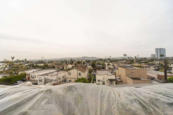 13694 balcony 4
