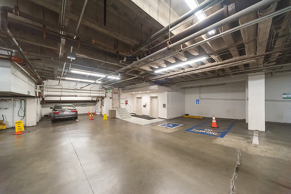 13814 garage 5