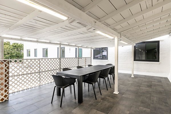 14115 patio 2