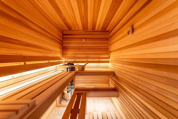 14115 sauna 1