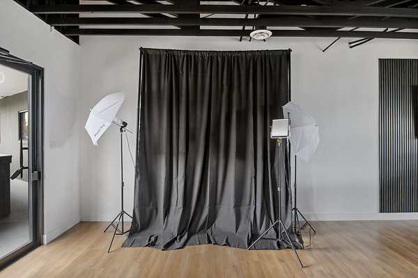 14116 studio 8