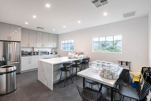 14116 breakroom 1