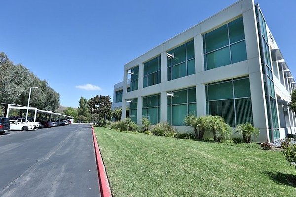 CapEquityCalabasasDressedOffice10