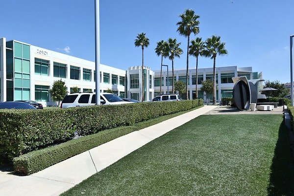CapEquityCalabasasDressedOffice2