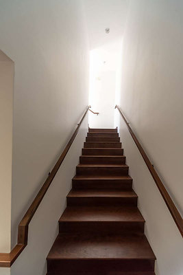 12842 stairs 5