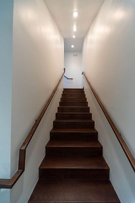 12842 stairs 1
