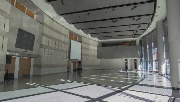 Japanese-American-National-Museum-JANM-Central-Hall-008