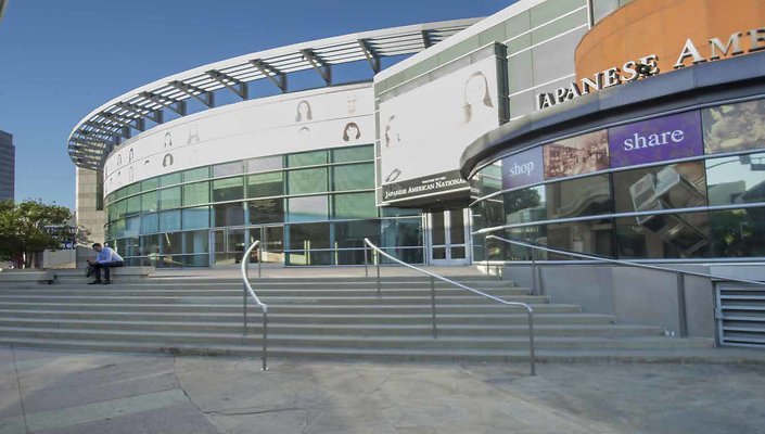 Japanese-American-National-Museum-JANM-Plaza-003
