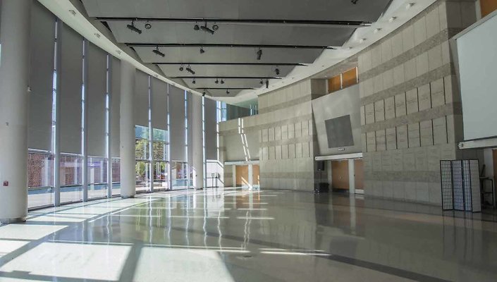 Japanese-American-National-Museum-JANM-Central-Hall-001