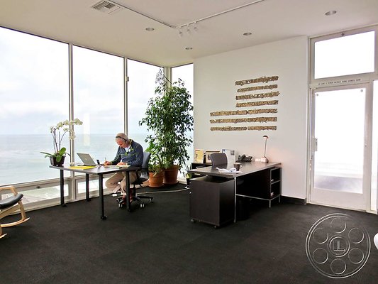 office-12-3