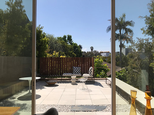 9762 balcony 1