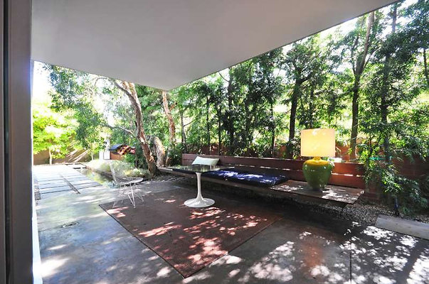 9762 porch 2