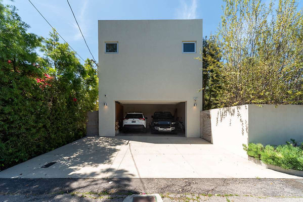12648 garage 3