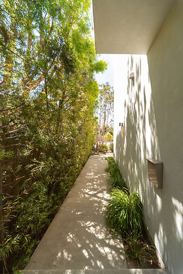 12648 porch 2