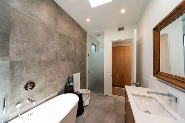 12648 bath 2