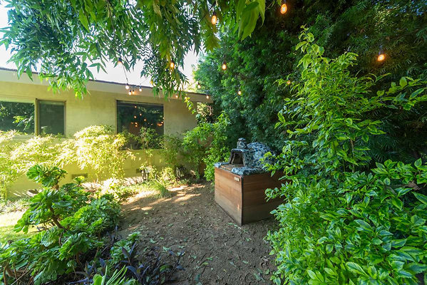 10544 garden 2