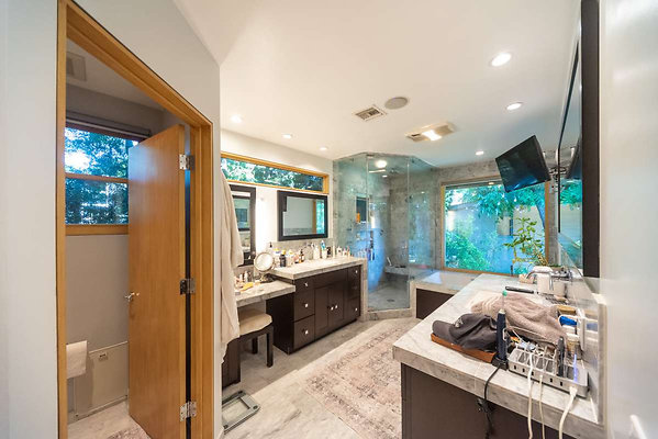10544 bath 1