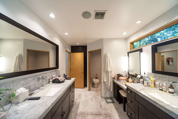 10544 bath 2