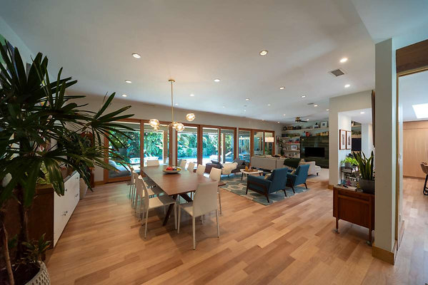 10544 dining 5
