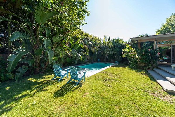 10544 pool 4