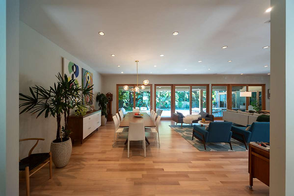 10544 dining 7
