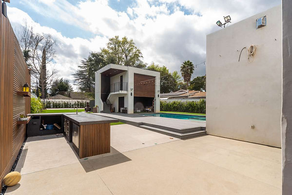 13234 patio 2