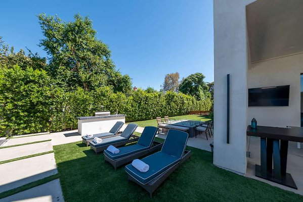12494 patio 5