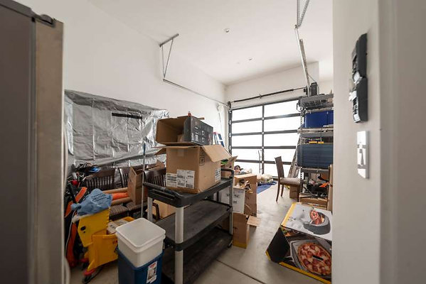 12494 garage 1