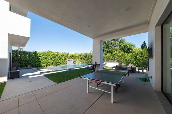 12494 patio 1
