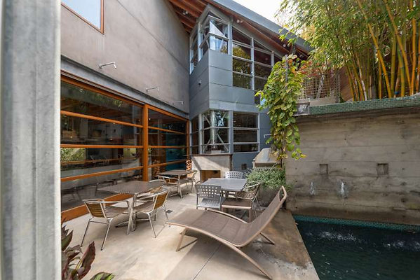 12378 patio 5