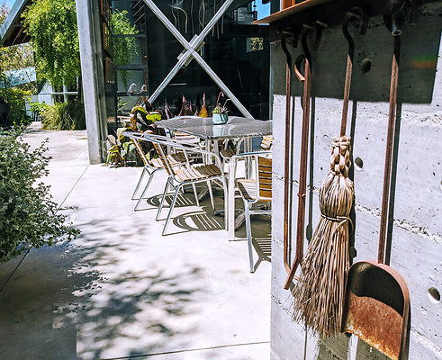 12378 patio 6