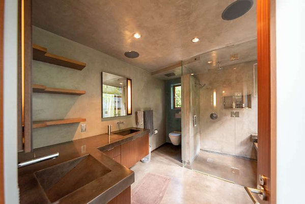 12378 bath 5