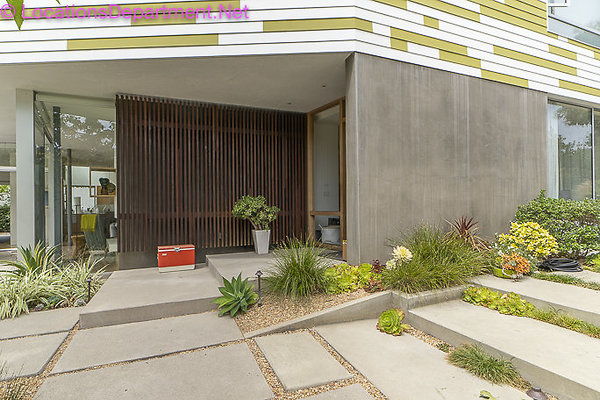 Modern Home 383-15