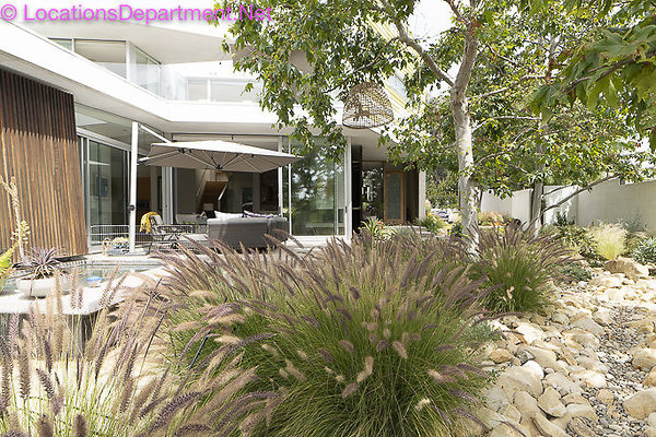 Modern Home 383-7