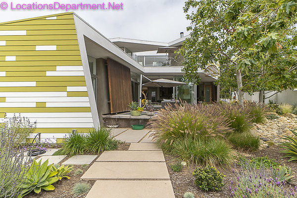 Modern Home 383-13