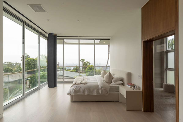 13625 bed 5