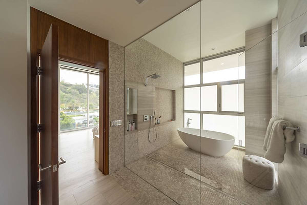 13625 bath 3