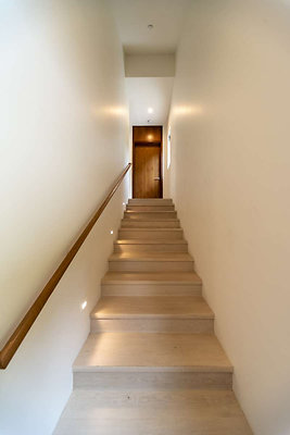 13625 stairs 8