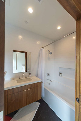 13625 bath 6